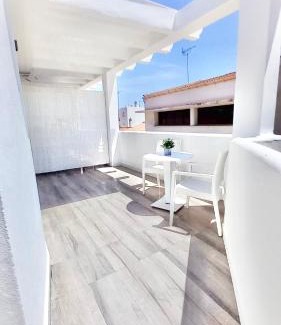 Alhaurin de la Torre House | Alhattic Rooms
