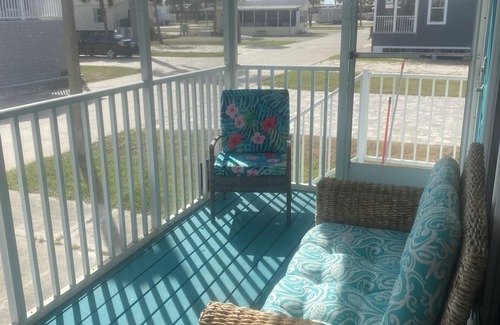 Biggar Cottage | ALL INCLUSIVE RATES! Pool View Blue - Sun Resorts and Residences Sanibel Gateway