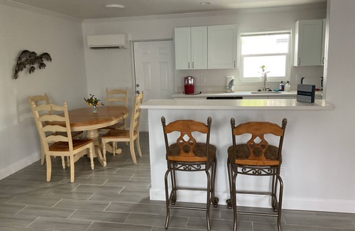 Clearwater Beach Hotel | ALL NEW Family beach stay at the Manatee!