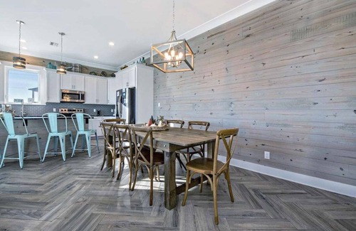 Fort Morgan Hotel | π All Ours β Gulf-Front Luxury | Private Pool & Boardwalk | Sleeps 24! π