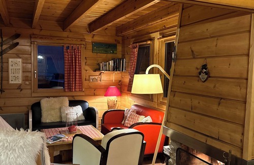 Rochesson Ski Chalet | All-wood chalet, biological timber preservative, with Finnish sauna