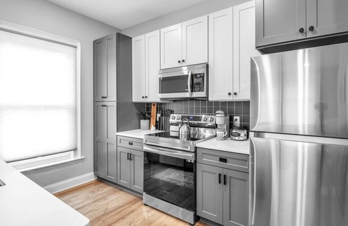 Allentown Apartment | Allentown Renovated Desk Laundry