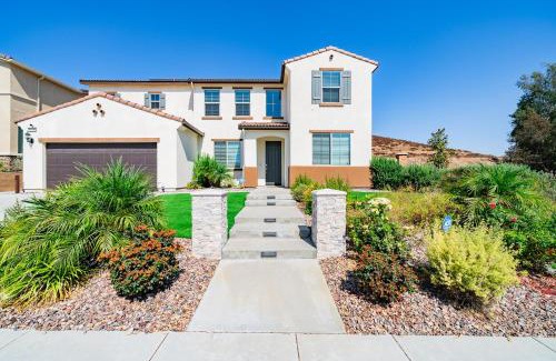 Winchester House | Allura Champagne New in Wine Country Pool Game Room