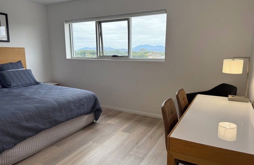 South Townsville Apartment | Allure Apartment in the heart of Townsville's premium waterfront dining precinct