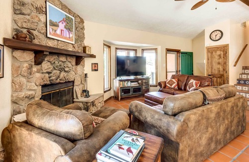 Alto House | Alluring Alto Escape w/ Deck: 7 Mi to Ruidoso!