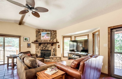 Alto House | Alluring Alto Escape w/ Deck: 7 Mi to Ruidoso!