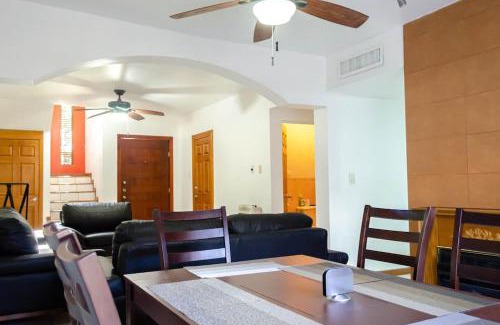 Chihuahua House | Alojamiento completo 3 habitaciones (se puede facturar)