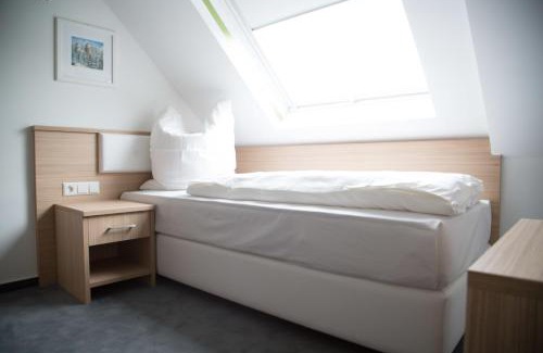 Stuttgart Hotel | Alpha & Omega Hotel