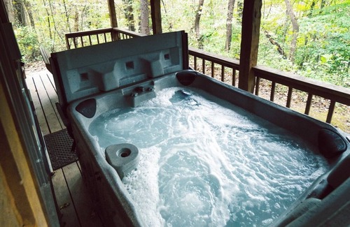 Logan Cabin | Alpine - Hosted by The Chalets