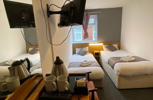 Blackpool Town Center House | Alumhurst Hotel