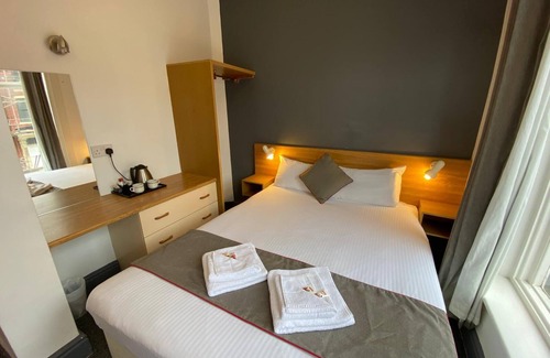 Blackpool Town Center House | Alumhurst Hotel