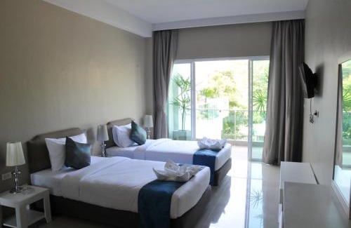 Cherngtalay Hotel | AM Surin Place - SHA Extra Plus