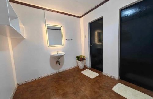 Santa Fe Apartment | Amalia's Guest House at Pangpang Bar & Restaurant