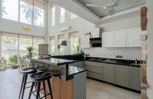 Anjuna Villa | Amani by Hireavilla - 4BR w Pvt Pool in North Goa