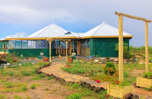 Amboseli Cabin | Amanya 2 Rooms Girraffe Family Tent