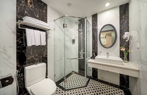 Hang Dao Hotel | Amara Hanoi Hotel