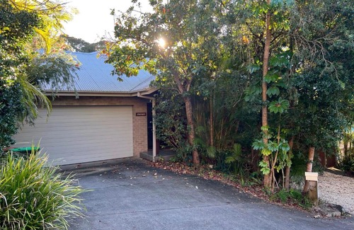 Arakoon House | Amaroo - Bring your own linen