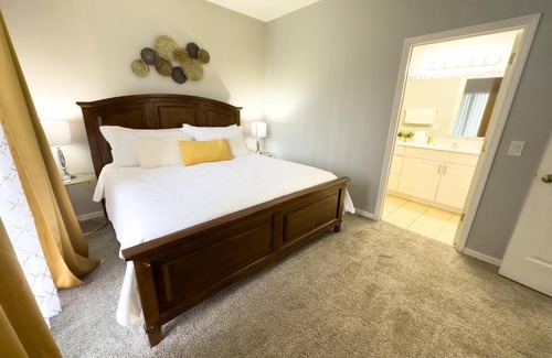 West Kissimmee House | Amazing 4 bedrooms and 3 baths 2 miles from Disney