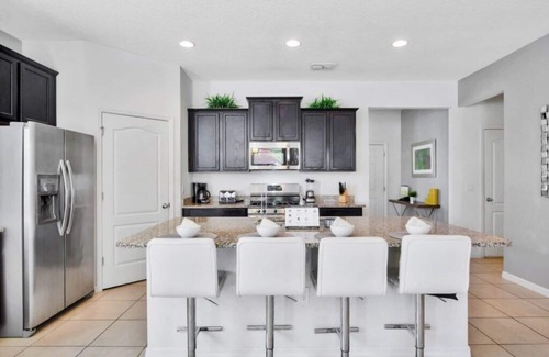 Sunridge Woods Villa | Amazing 5 Bedroom Solterra Resort Pool Villa