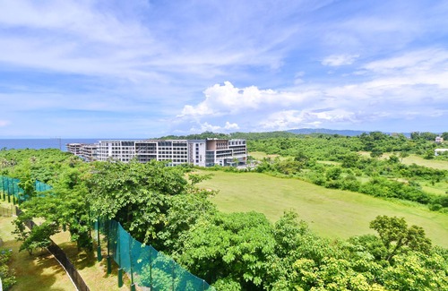 Yapak Condo | Amazing Apartment with Private Beach & Pool