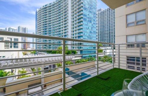 Midtown Apartment | Amazing Condo with Pool at Midblock Miami