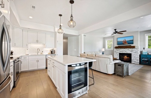 Sister Bay Condo | Amazing High End Condo in the heart of Sister Bay with a Stunning Waterview!