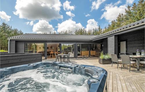 Aalbaek House | Amazing Home In Ålbæk With Sauna