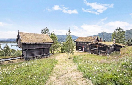 Seljord House | Amazing home in åmotsdal with kitchen