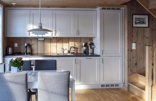 Ringsaker House | Amazing home in Mesnali with WiFi