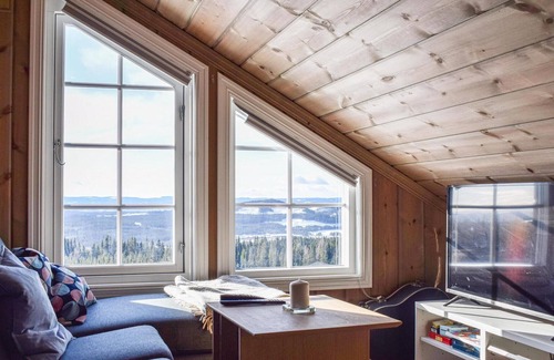 Ringsaker House | Amazing home in Mesnali with WiFi