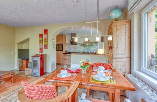 Nideggen House | Amazing home in Nideggen with kitchen