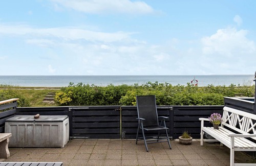 Hasmark Strand House | Amazing home in Otterup with WiFi