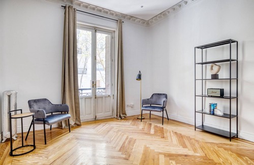 Jeronimos Apartment | Amazing Jerónimos 3BR, in the best area of Madrid, by Blueground
