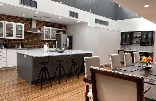 West Main Historic District Apartment | Amazing Luxury Urban Loft! West Main Street - Private Deck - Riverfront Views!