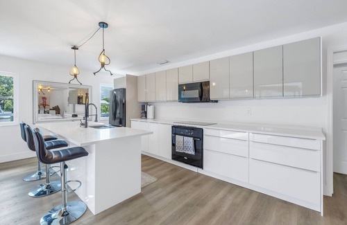 St. Petersburg House | Amazing Private Waterfront House with Pool