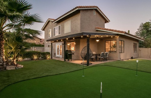Covey House | Amazing Remodeled Home in North Scottsdale w/ Pool and Putting Green