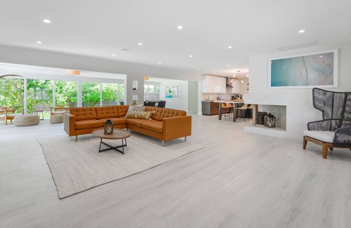 Northeast Miami House | Amazing renovated home close to the Bay