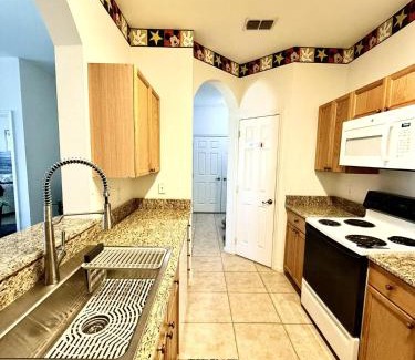 Windsor Palms House | Amazing Resort 2 bed condo close to Disney
