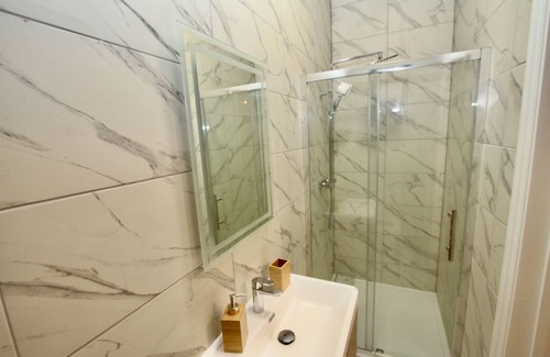 Hoe Street Apartment | Amazing Studio Apartment in East London with Free Parking