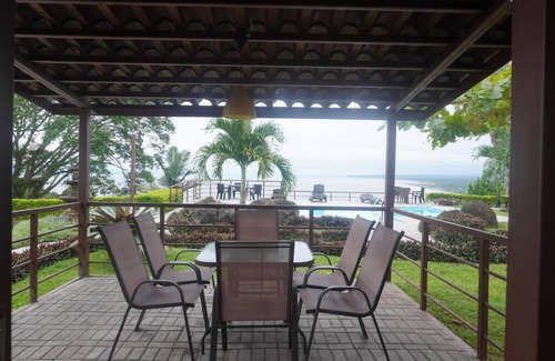 Tarcoles House | Amazing View in Brand New House!