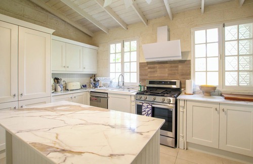 Mullins House | Amazing Villa with Pool 5 mins to Beach - Palm Grove 1