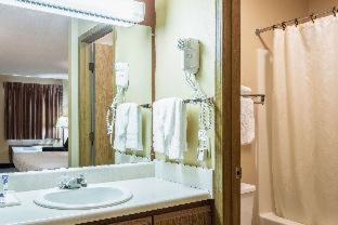 St. Marys Hotel | Americas Best Value Inn St. Marys