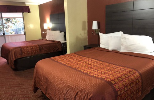 Munras Avenue Hotel | Americas Best Value Presidents Inn on Munras