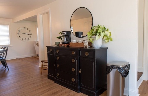 Witmer Cottage | Amish Cottage, Hot Tub, on Mill Creek