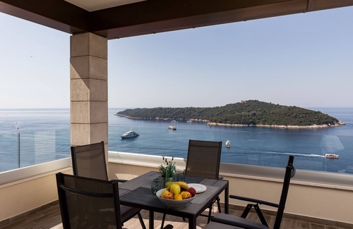 Municipality of Dubrovnik Apartment | Amorino of Dubrovnik Apartments - Studio Apartment with Terrace and Sea View (Apartment Lavanda)