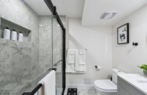 Halton Regional Municipality Apartment | Ampersand Alcove in Milton