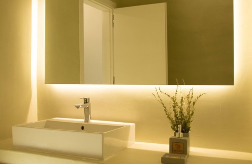 Akrotiri Apartment | Amphora Cave suite in Akrotiri