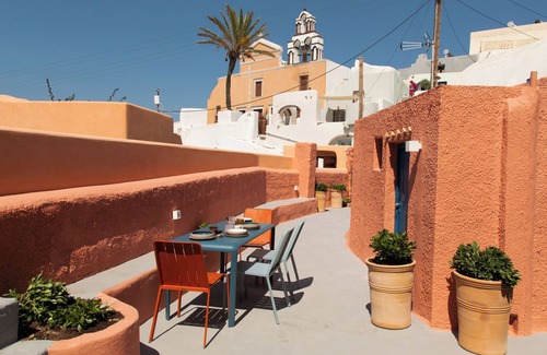 Finikia Villa | Amphora Villas Oia Santorini