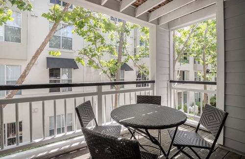 Old Mountain View Apartment | Ample DT Mountain View 2BR w/Pool, Gym, Parking, Patio, by Blueground