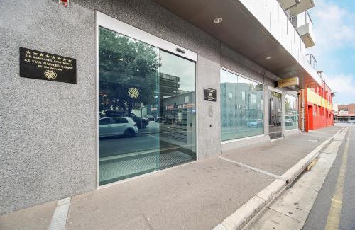 Adelaide Central Business District Apartment | Amyra Residences at the Rowlands Apartments